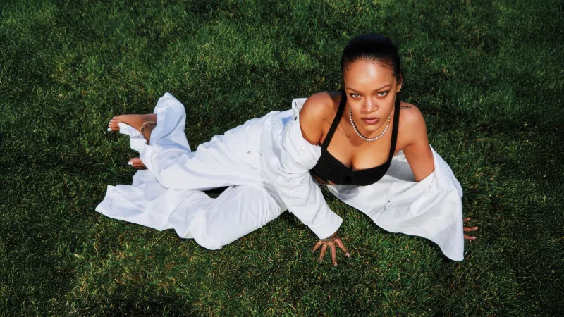 Rihanna Harper's Bazaar 2025, 5K wallpaper