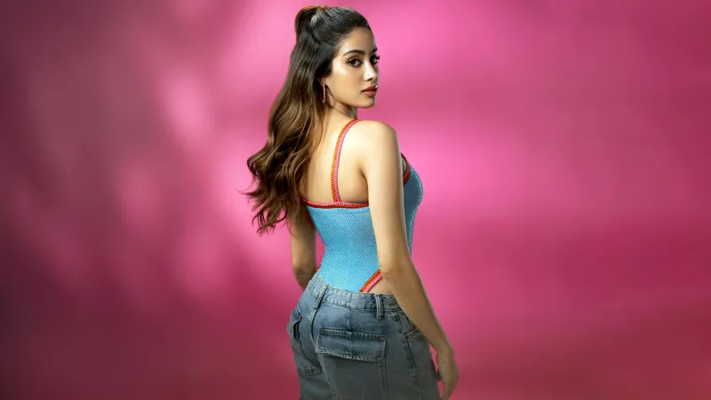 Janhvi Kapoor 8K wallpaper
