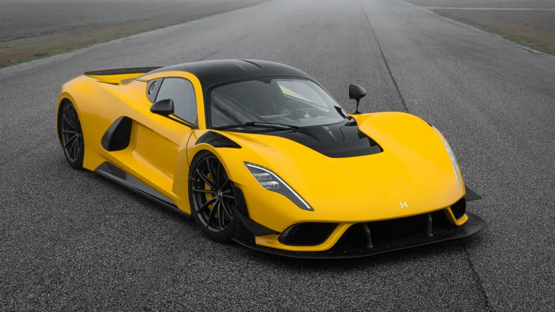 Hennessey Venom F5 Evolution wallpaper, Yellow hypercar, Runway, 2025, 8K
