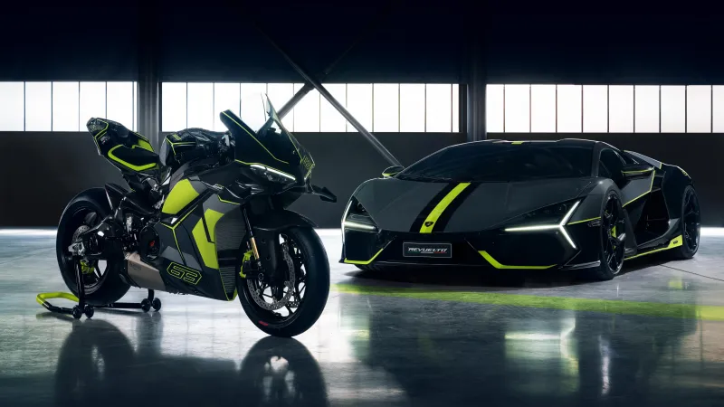 Ducati Panigale V4 x Lamborghini Revuelto, 8K wallpaper
