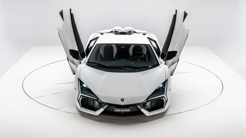 Lamborghini Revuelto Wallpaper 8K