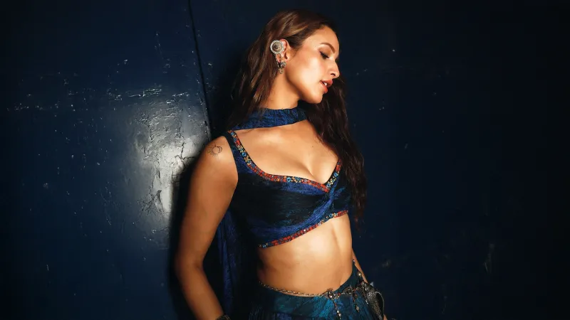 Tripti Dimri, Indian Actress Wallpaper, Glamorous Look, Dark Blue