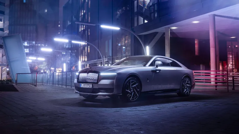 Rolls-Royce Black Badge Spectre Jubilee Silver, 8K wallpaper