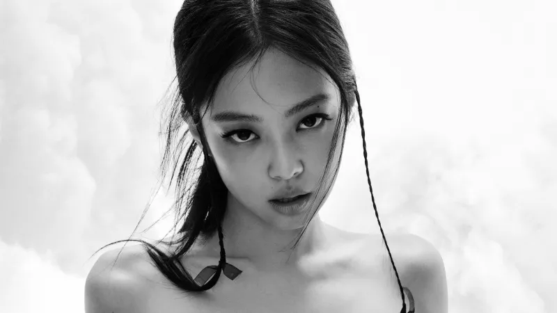 Jennie Closeup, Monochrome wallpaper 5K