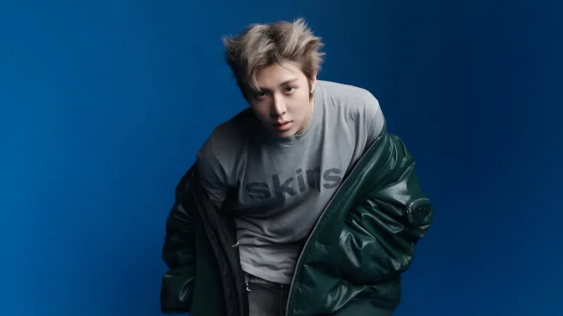 Woochan, ALLDAY PROJECT, Blue background 5K
