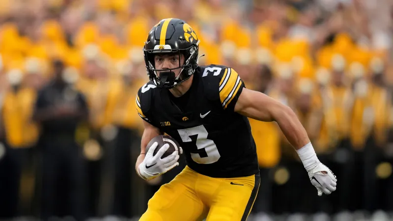 Cooper DeJean, American football, Iowa Hawkeyes, College football wallpaper
