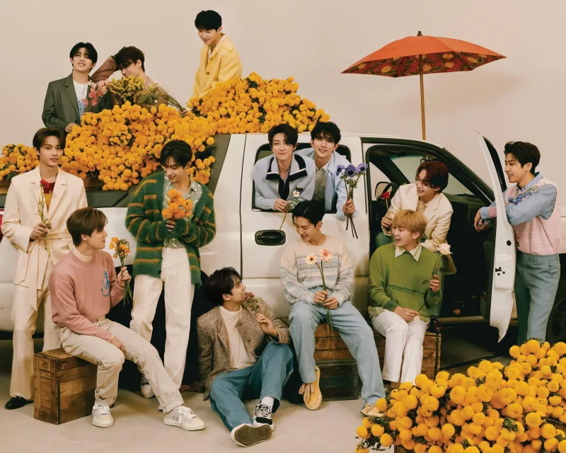 Seventeen Group portrait