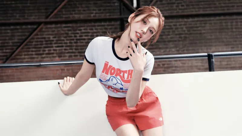 Jeon Somi, 5K wallpaper