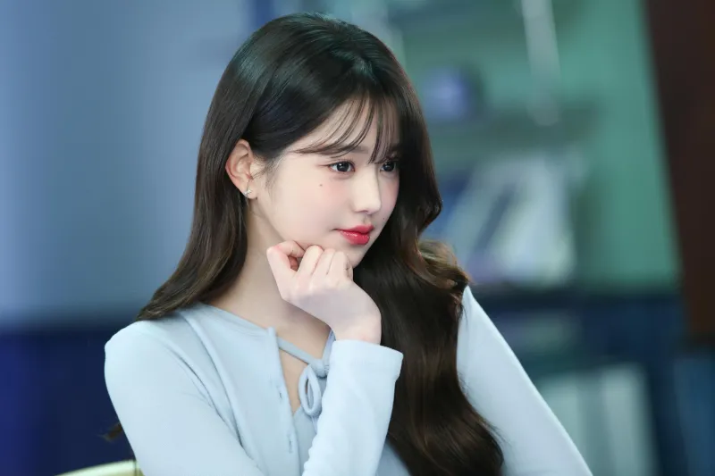 Jang Wonyoung background