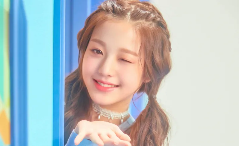 Jang Wonyoung wallpaper 5K