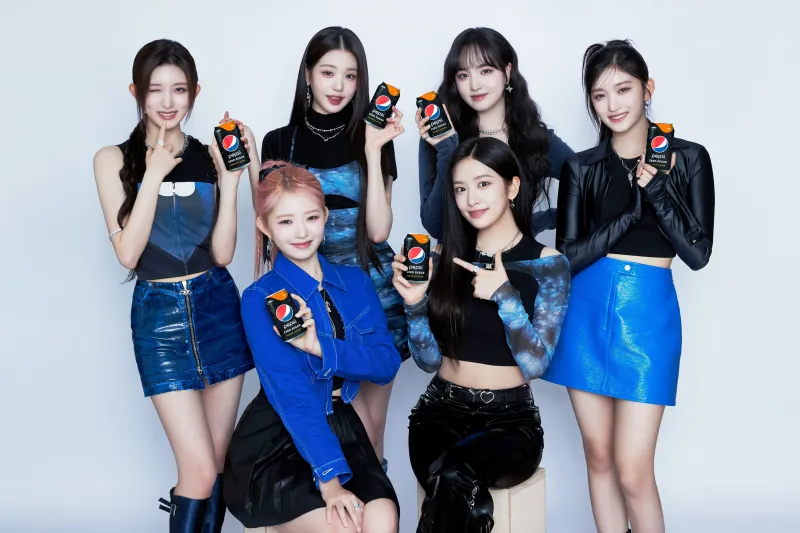 IVE (Kpop), 4k background, An Yujin, Gaeul, Rei, Jang Wonyoung, Liz, Leeseo