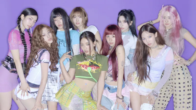 TWICE K-pop, Nayeon, Jeongyeon, Momo, Sana, Jihyo, Mina, Dahyun, Chaeyoung, Tzuyu