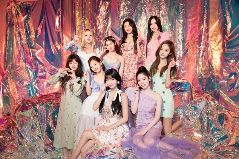 TWICE wallpaper, Nayeon, Jeongyeon, Momo, Sana, Jihyo, Mina, Dahyun, Chaeyoung, Tzuyu