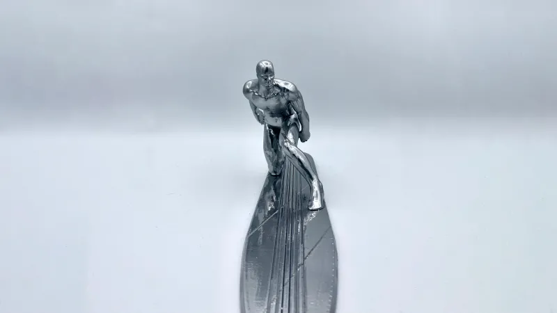 Silver Surfer 5K wallpaper