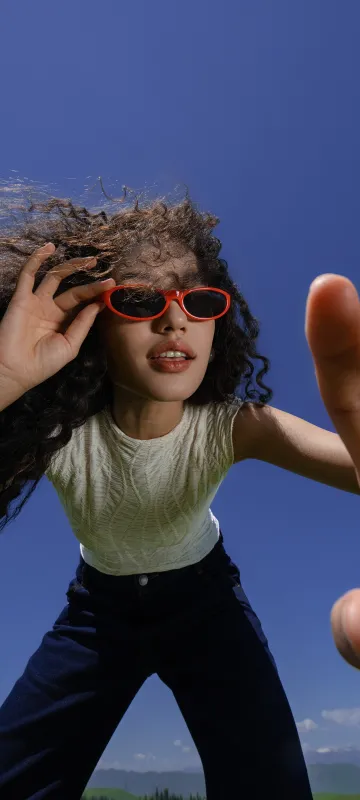 OxygenOS 16, Stock wallpaper