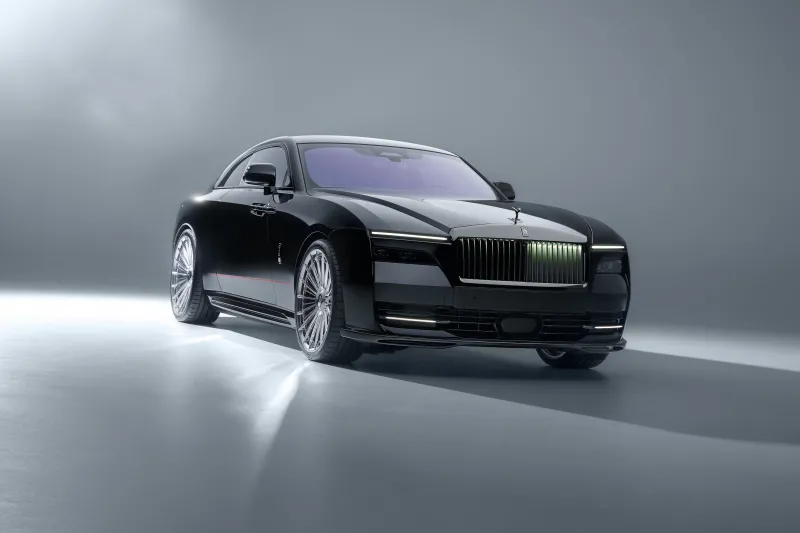 Rolls-Royce Black Badge Spectre SPOFEC 2025, Grey background 2025