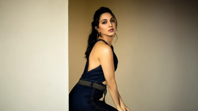 Kiara Advani in Denim outfit, 8K wallpaper