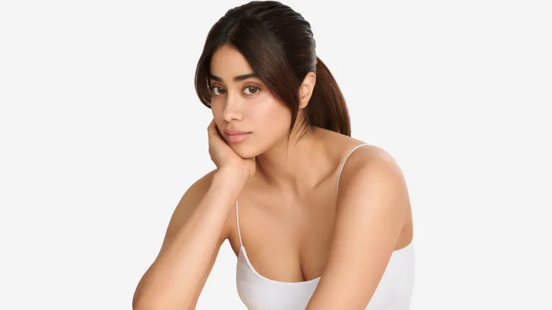 Janhvi Kapoor, White background 5K
