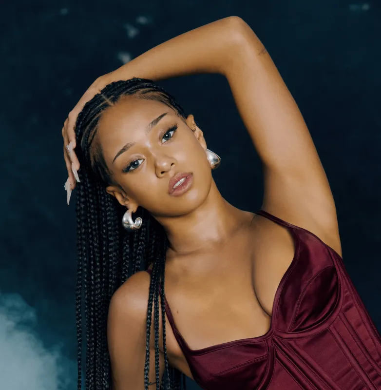 Manon in KATSEYE - Beautiful Chaos, 5K wallpaper