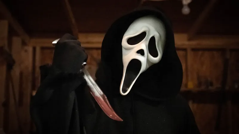 Horror Ghostface costume, Bloody Hooded Man, 5K wallpaper