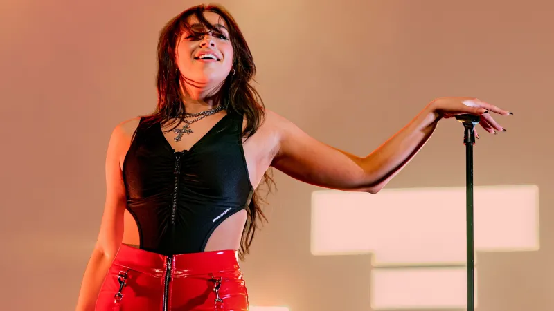 Canadian singer Tate McRae wallpaper