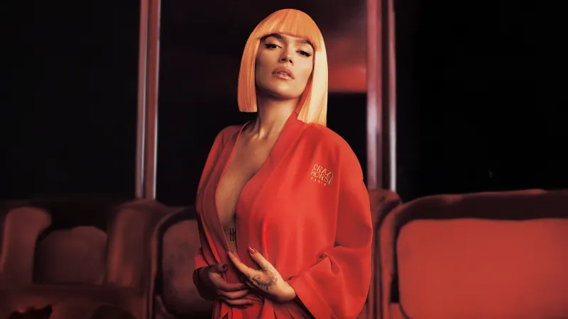 Karol G, Crazy Horse Paris, Latin Pop Star, 8K wallpaper