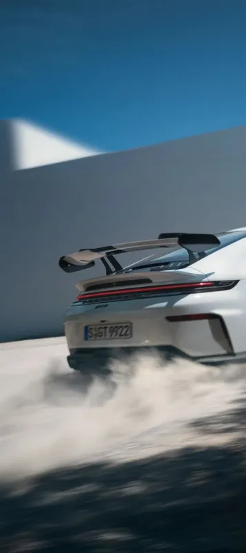 Honor Magic 8 RSR Porsche Design wallpaper