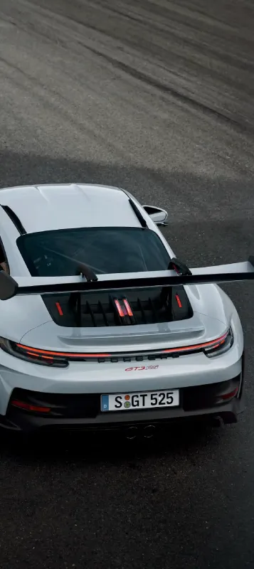 Honor Magic 8 RSR Porsche Design wallpaper