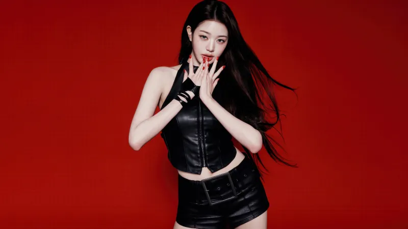 Jang Wonyoung, Red background 5K, IVE (K-pop)
