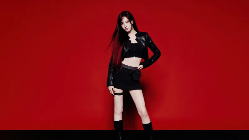 Bang Bang - Liz, IVE (K-pop), Red background 5K