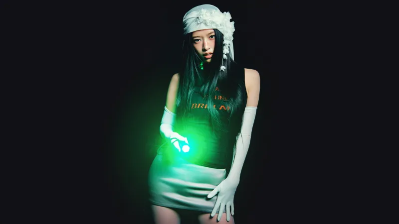 An Yu-jin (REVIVE+), Dark background 8K, IVE (K-pop)