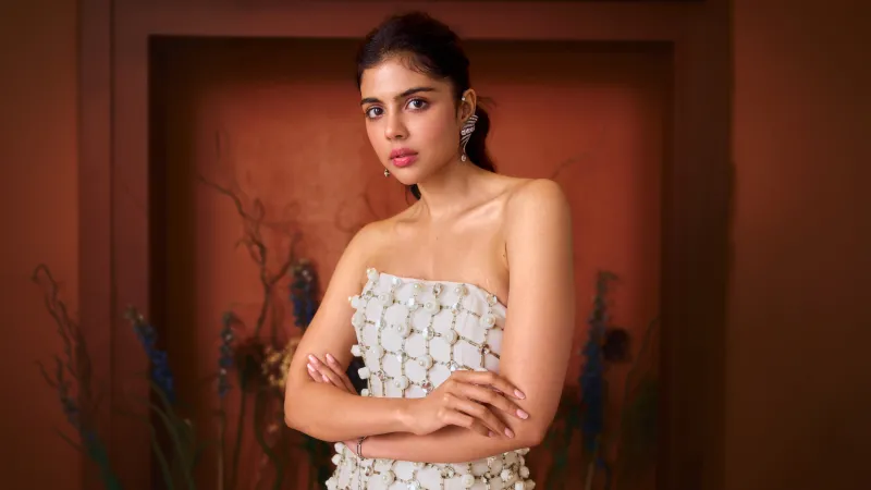 Kalyani Priyadarshan, 8K wallpaper