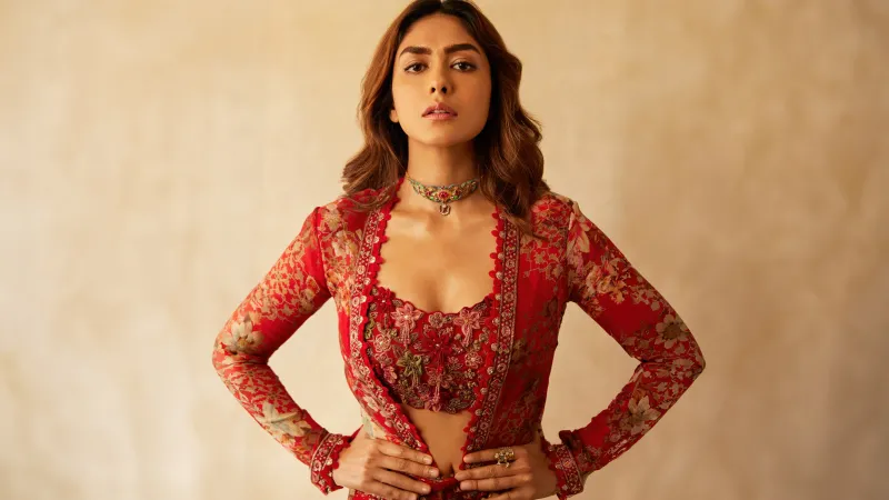 Mrunal Thakur Floral dress