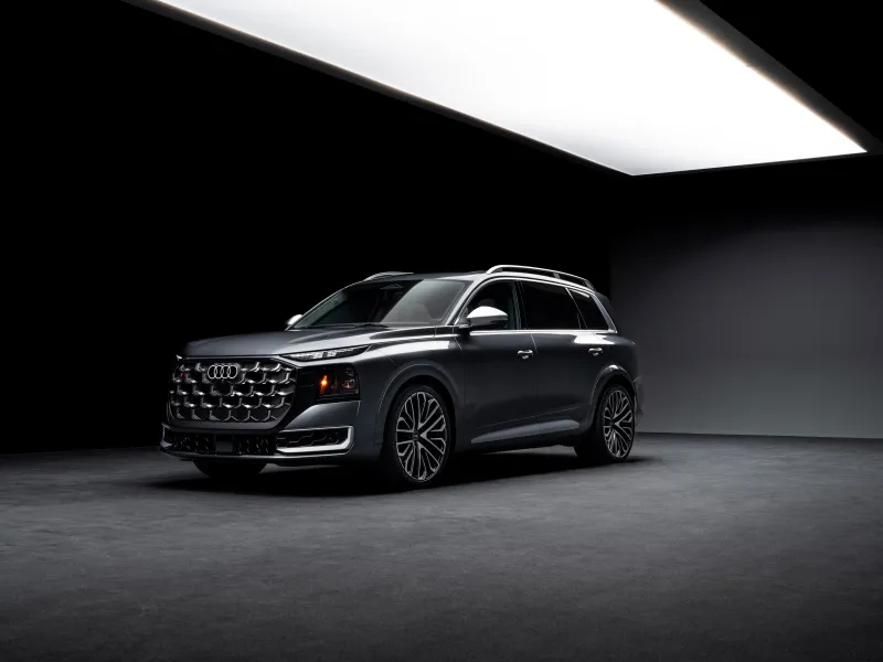 Audi SQ9 TFSI, Grey luxury SUV, Dark studio, 2027, 5K wallpaper