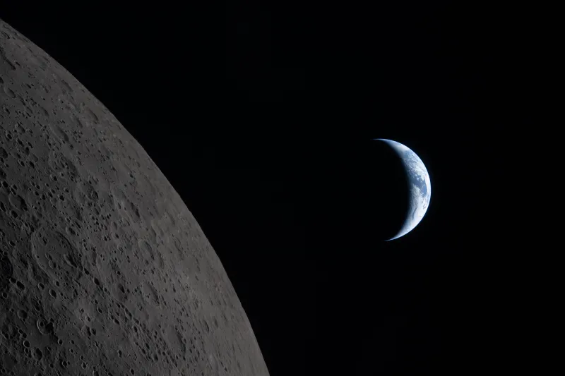 Crescent Earth beside the Moon wallpaper, Artemis II, Deep space