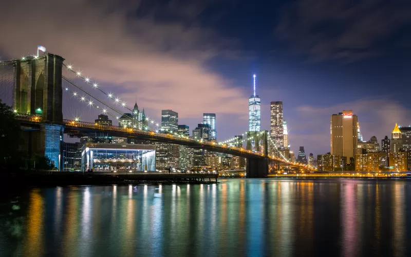 Brooklyn Bridge, New York, Cityscape, City lights, Body of Water, Reflections, Skyscrapers, Suspension bridge, Skyline, Night time