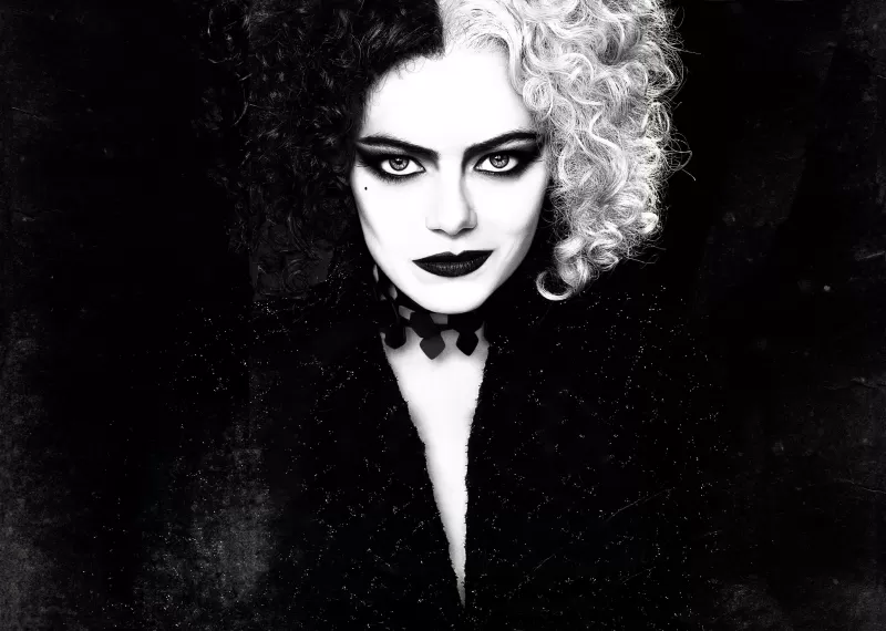 Cruella Emma Stone, Black background, Monochrome