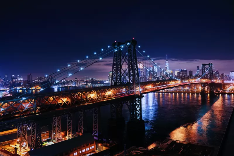 Williamsburg Bridge, New York City, Skyline, Metal structure, Night time, Cityscape, City lights, Body of Water, Suspension bridge, 5K