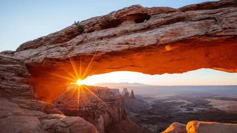 Mesa Arch, Tourist attraction, Canyonlands National Park, San Juan County, Utah, Sunny day, Sun light, Motorola Edge 30 Neo, Stock