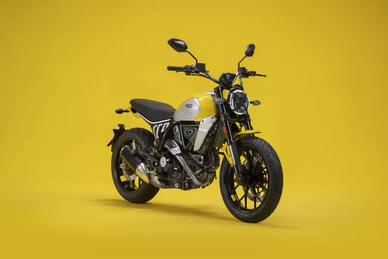 Ducati Scrambler Icon, 2023, Yellow background