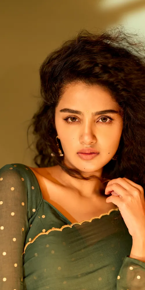 Anupama Parameswaran Portrait, 5K wallpaper